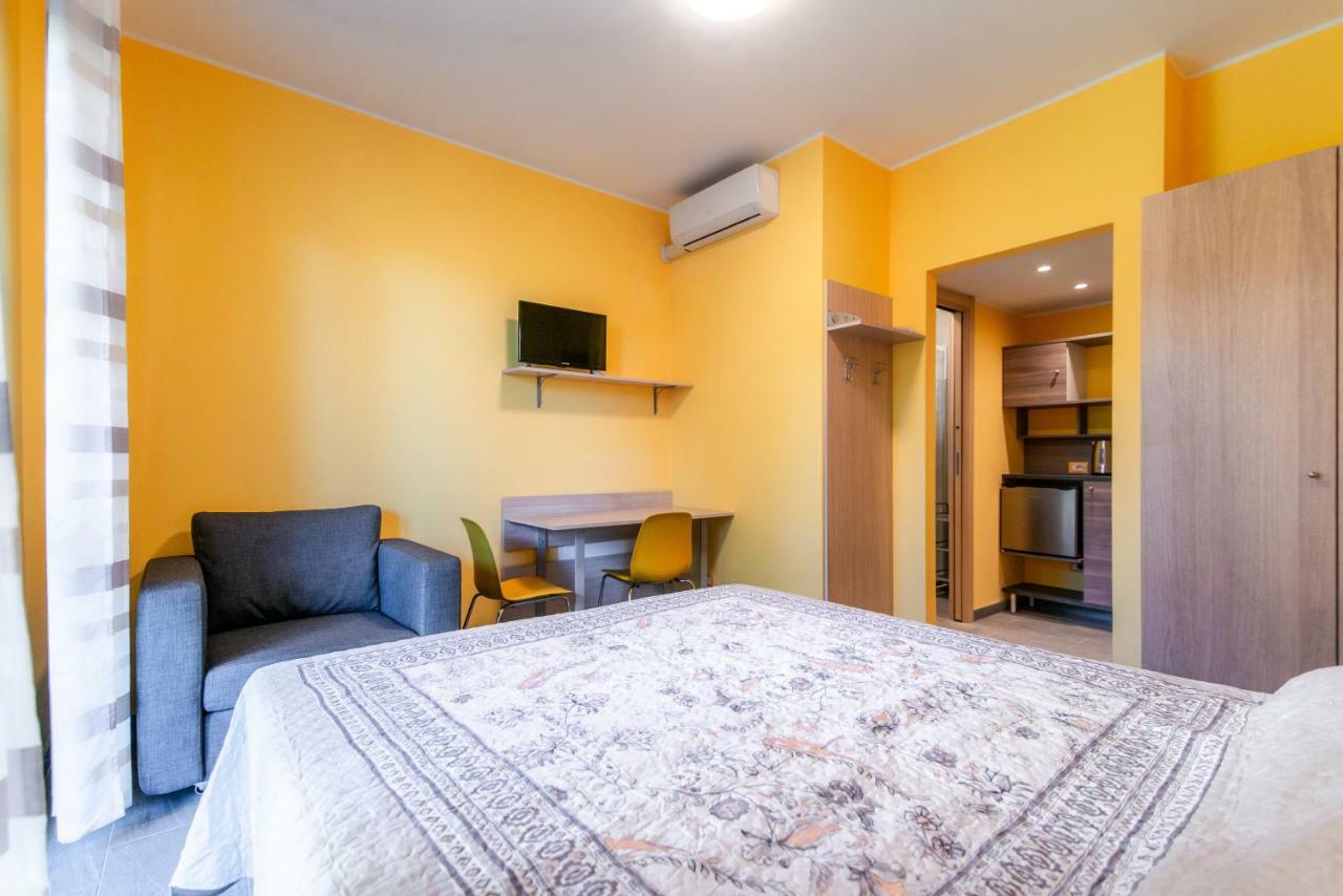 Casa Livio - Rooms And Studios Como Eksteriør bilde