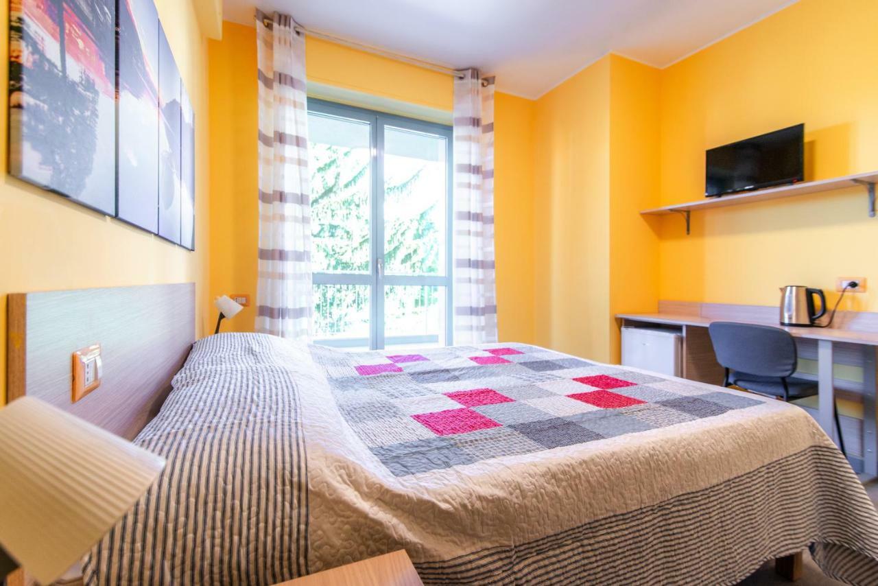 Casa Livio - Rooms And Studios Como Eksteriør bilde